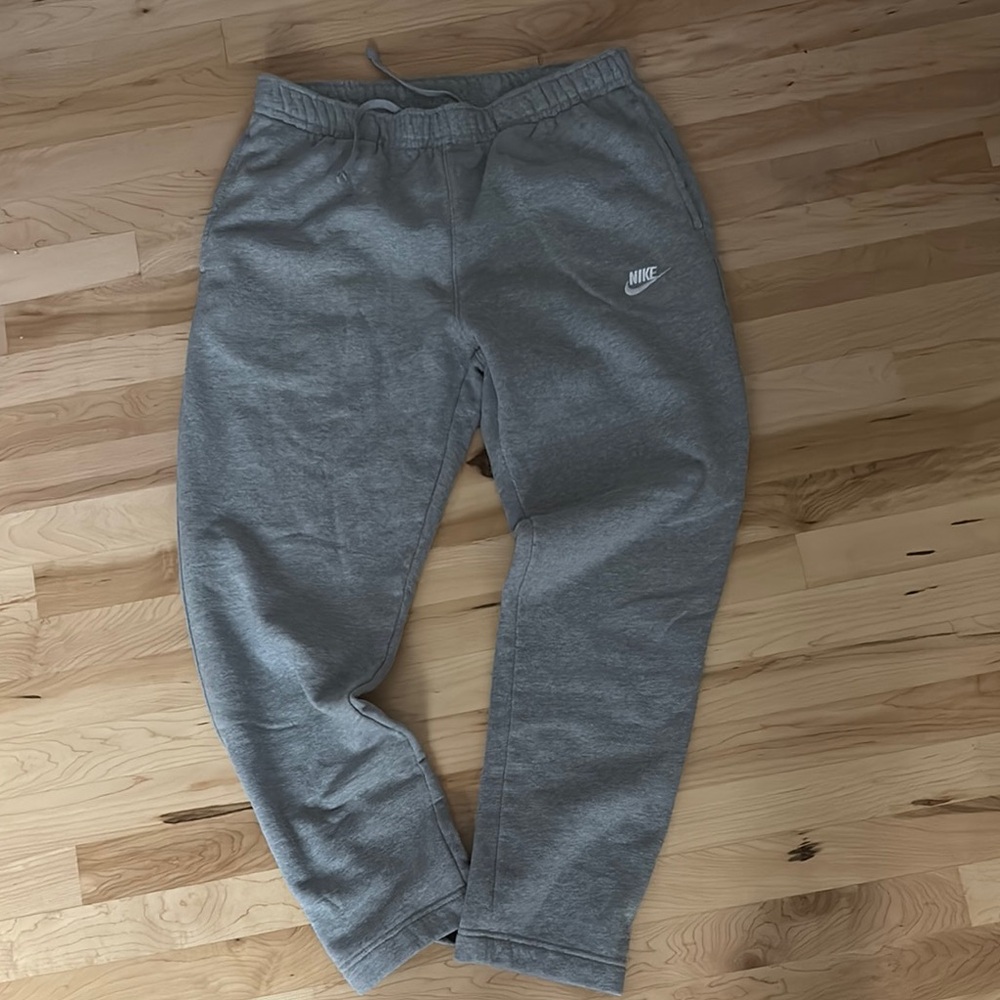 Nike Men’s Large Gray Fleece Sweatpants
